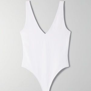 Aritzia babaton white contour v-neck body suit